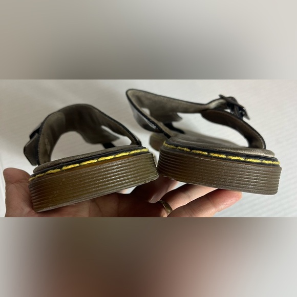 Dr Doc Martens "Doria" Black Patent Leather flip flop slip on Cushion Sandals 10 - Picture 8 of 10